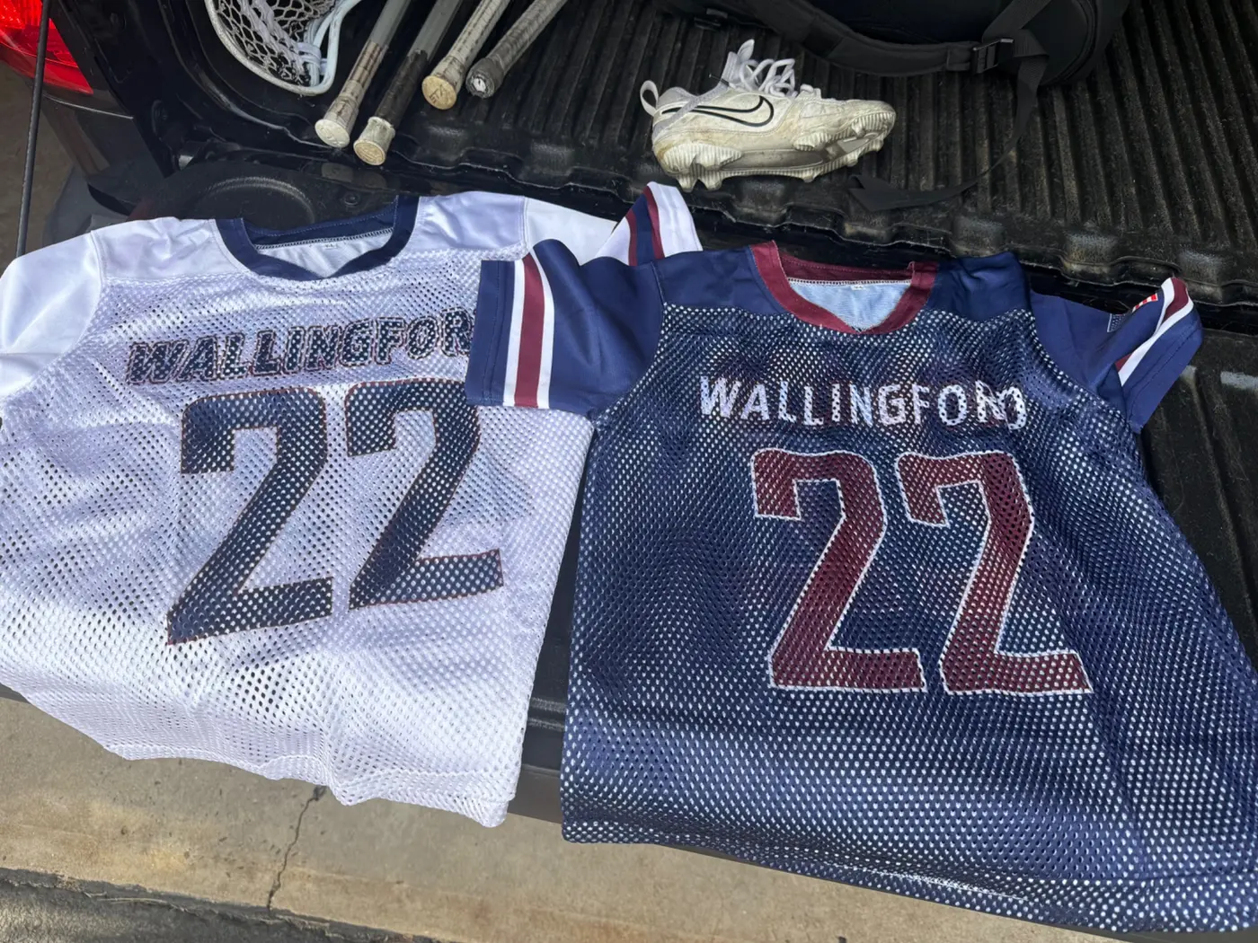 Wallingford reversible lacrosse practice pinnies